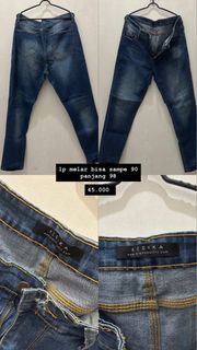 (Kategori: ) berada di . Dikirim oleh prelovedbibin (ID iklan 1452475069, Gambar 1). Deskripsi: .