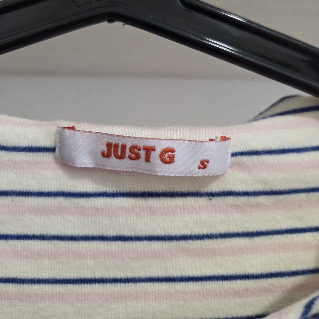 Just G Striped Lettuce-Hem Crop Top (Category: Blouses) located in Manila. Submitted by weirdlysa (Listing ID 1452375816, Image 3). Description: - Just G branded crop top - white color with blue and pink stripes - dark blue lettuce hem on the neckline and sleeves - best fits women's size S-M - stretchy, light material - good condition.