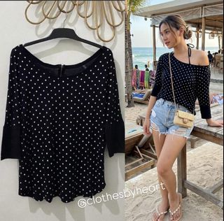 (Kategori: ) berada di . Dikirim oleh clothesbyheart (ID iklan 1452321157, Gambar 1). Deskripsi: .