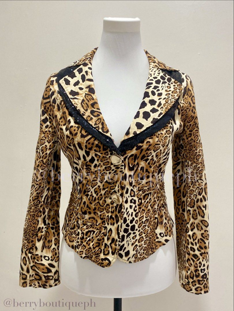Leopard Print Blazer with Sequin Detail (Category: Coats, Jackets and Outerwear) located in Manila. Submitted by toastybread (Listing ID 1452389905, Image 1). Description: 🍓 Chanel – Leopard Print Jacket Chic leopard print blazer with black sequin trim and gold buttons. Features a flattering peplum waist. Perfect for elevating jeans or trousers. • shoulder: 16” (41 cm) • pit-to-pit: 19” (49 cm) • sleeve: 22.5” (57 cm) • back length: 20” (51 cm) 