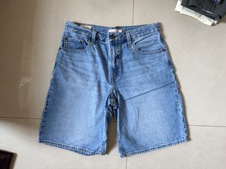 (Category: ) located in . Submitted by preloved-relove (Listing ID 1452363214, Image 1). Description: .