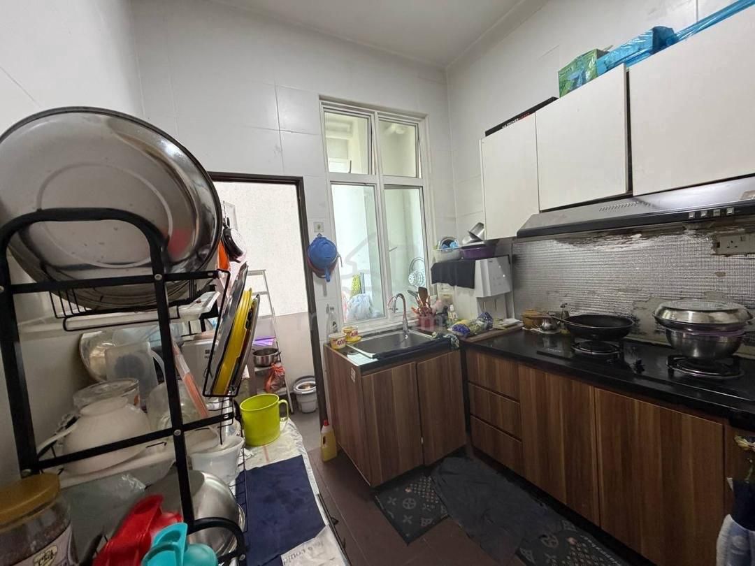 M Condominium Larkin Can Full Loan 3 Bedroom For Sale (Category: Property For Sale) located in Kuala Lumpur. Submitted by weijiehcha37356 (Listing ID 1452086241, Image 3). Description: M Condominium Larkin Can Full Loan 3 Bedroom For Sale M Condo @ Larkin - leasehold - 3 bedrooms - 2 bathrooms - 1068 sqft - 1 car park - face northwest - G&G (RM310++) Asking: RM448k BV: RM500k ✨欢迎询问更多详情 📲 Welcome Call Or Whatapps For More Detials Jack Chai 010-28