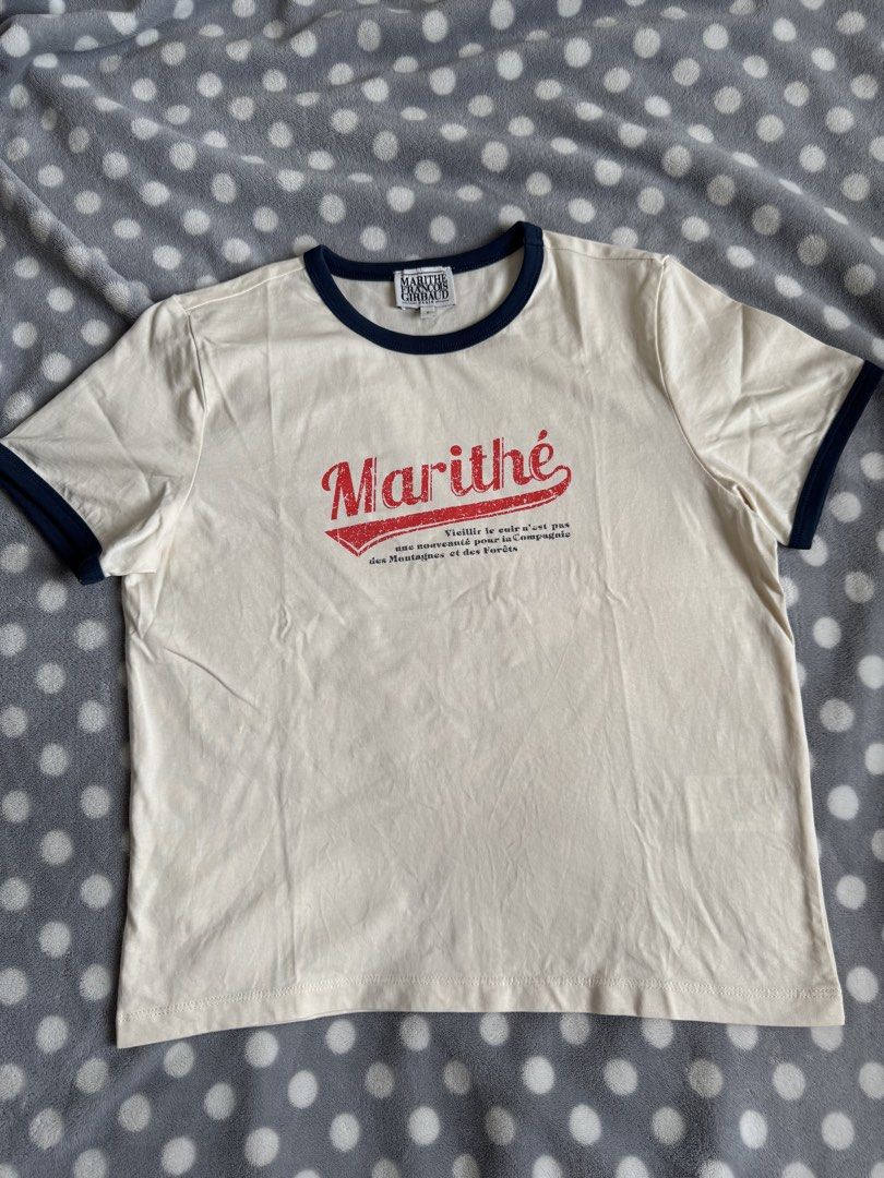 Marithe Tops （分類：襯衫）位於 Hong Kong。 由 happy.shopaholics 提交（商品編號 1452386620，圖片 1）。簡介： Used 2 times 。