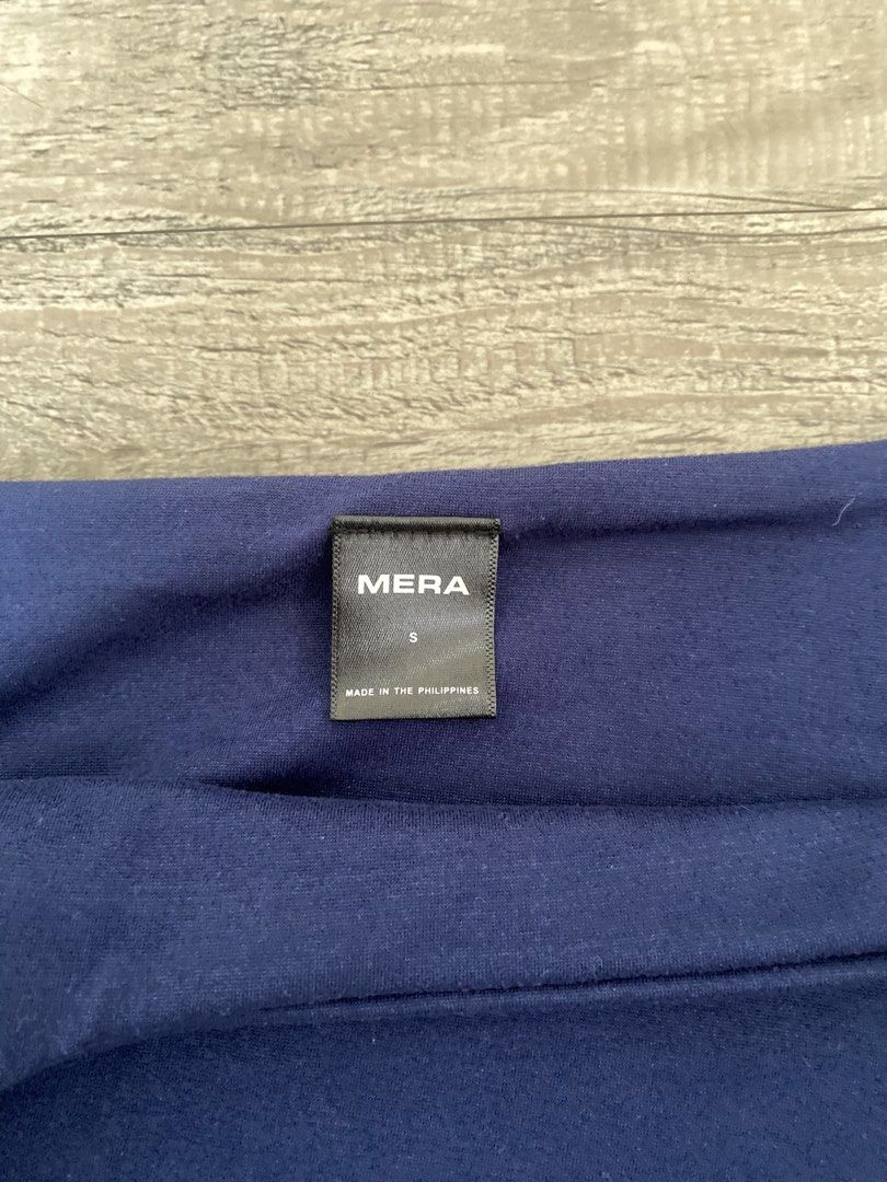 Mera Navy Blue Top (Category: Others Tops) located in Bacoor. Submitted by hellop4t (Listing ID 1452332789, Image 3). Description: .