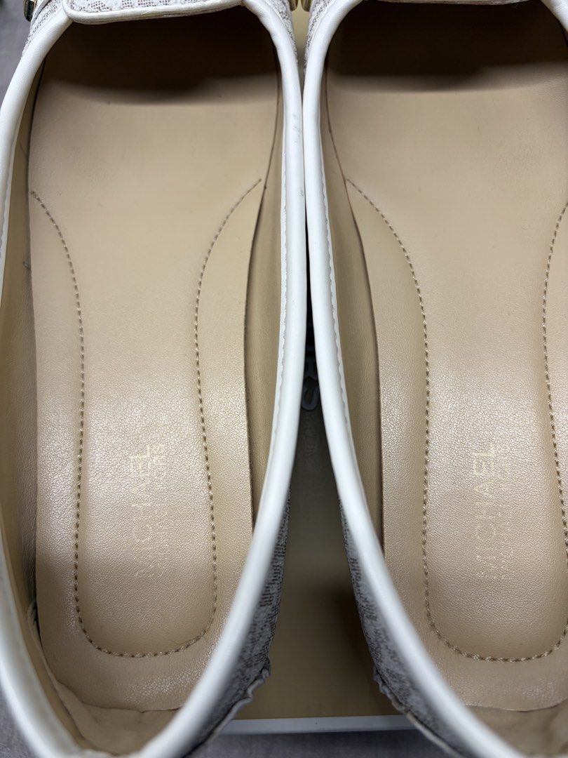 Michael Kors Fulton Mocassin Vanilla US 6.5 (Category: Flats & Sandals) located in Pasig City. Submitted by jackiedla (Listing ID 1452367050, Image 3). Description: .