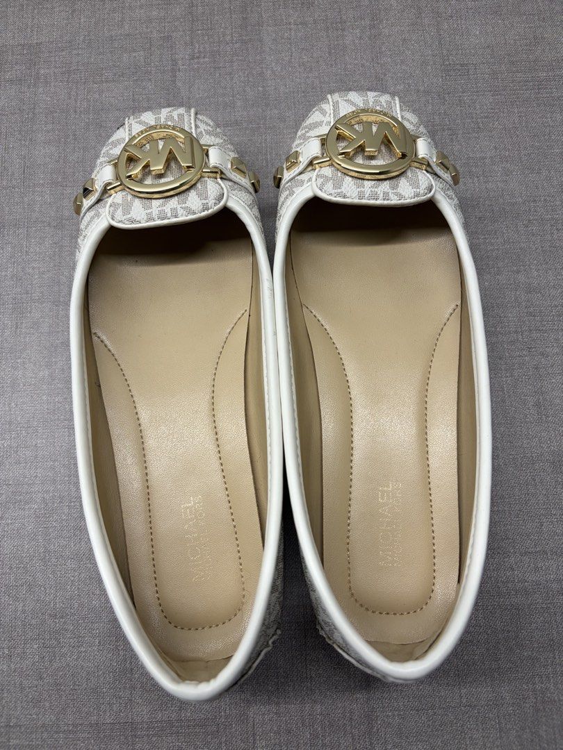 Michael Kors Fulton Mocassin Vanilla US 6.5 (Category: Flats & Sandals) located in Pasig City. Submitted by jackiedla (Listing ID 1452367050, Image 1). Description: .