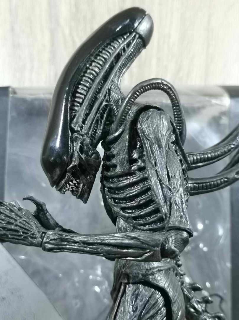 NECA ALIEN COVENANT (Category: Figurines & Statues) located in Angeles City. Submitted by swodahs (Listing ID 1452414577, Image 3). Description: READ PROPERLY SURE BUYERS ONLY Declared as bootleg BIB complete. NO MORE ASKING FOR PICTURES YAN NA NASA POST! Negotiable for sure buyers RFS: Need funds Payment : GCash Shipping : LBC Location : Angeles .