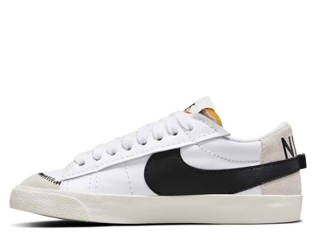 Nike Blazer Low '77 Vintage White Black (Category: Sneakers) located in Manila. Submitted by fromsoleil (Listing ID 1452454351, Image 2). Description: - needs cleaning only - negotiable price.