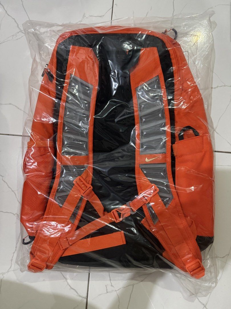 NIKE ELITE BACKPACK V3 Orange (Category: Backpacks) located in Mandaluyong City. Submitted by civquicio (Listing ID 1452332444, Image 3). Description: Nike Elite Backpack V3 Orange Price: 3,250 Guaranteed 100% original Loc: Mandaluyong/Cubao/Pasay.