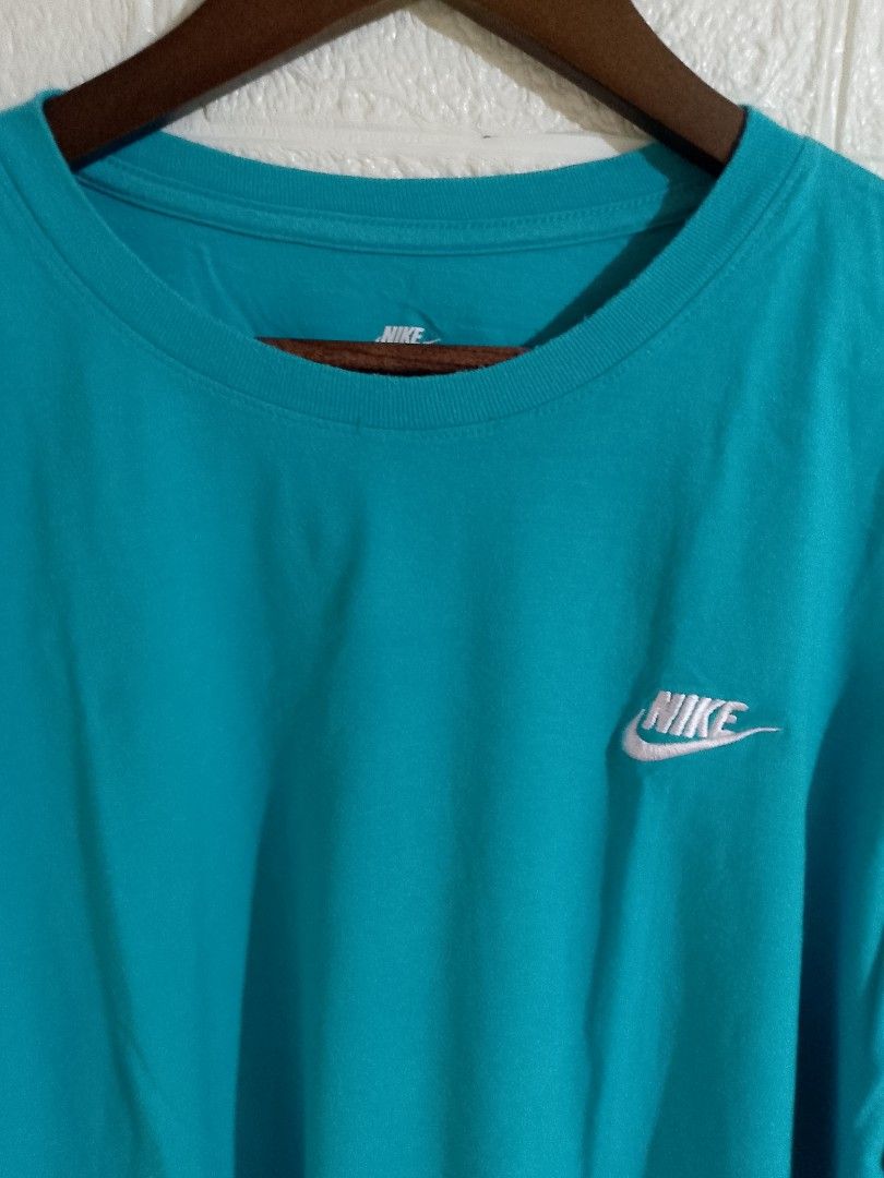 NIKE LONG SLEEVE (Category: Tshirts & Polo Shirts ) located in Tabaco. Submitted by zerothreethrift (Listing ID 1452385291, Image 2). Description: NIKE LONG SLEEVE SIZE LARGE EXCELLENT PM IF INTERESTED ALBAY LOCATION.