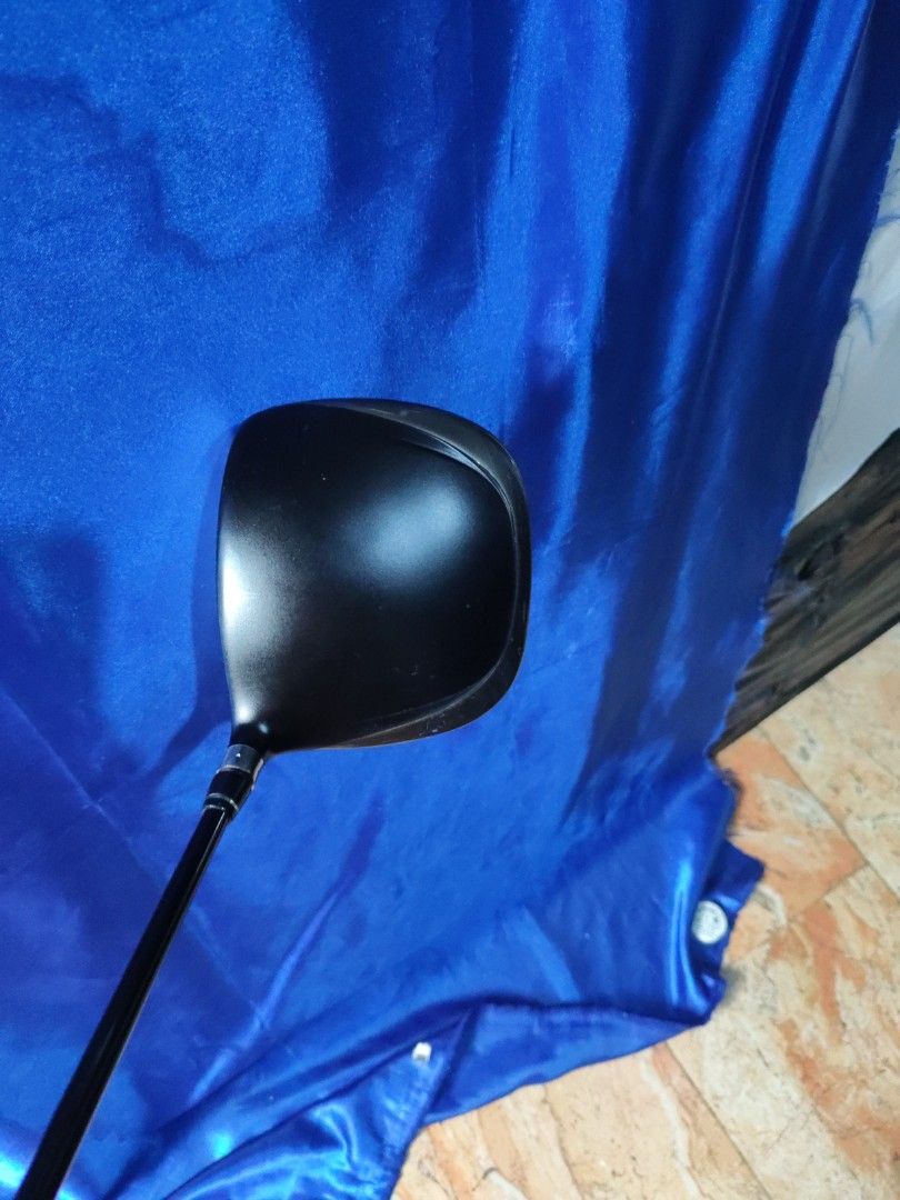Nike SQ Dymo2 9.5 Driver Golf Club (Category: Golf) located in Manila. Submitted by meiyeon2 (Listing ID 1452360284, Image 3). Description: - Nike SQ Dymo2 Driver - Loft: 9.5 degrees - Shaft: Nike Sq Dymo S flex Length : 46 inches head size: 460cc - Ideal for long drives - Shows normal play wear (scuffs on face and sole) - Headcover not included - Ready for your next round!.