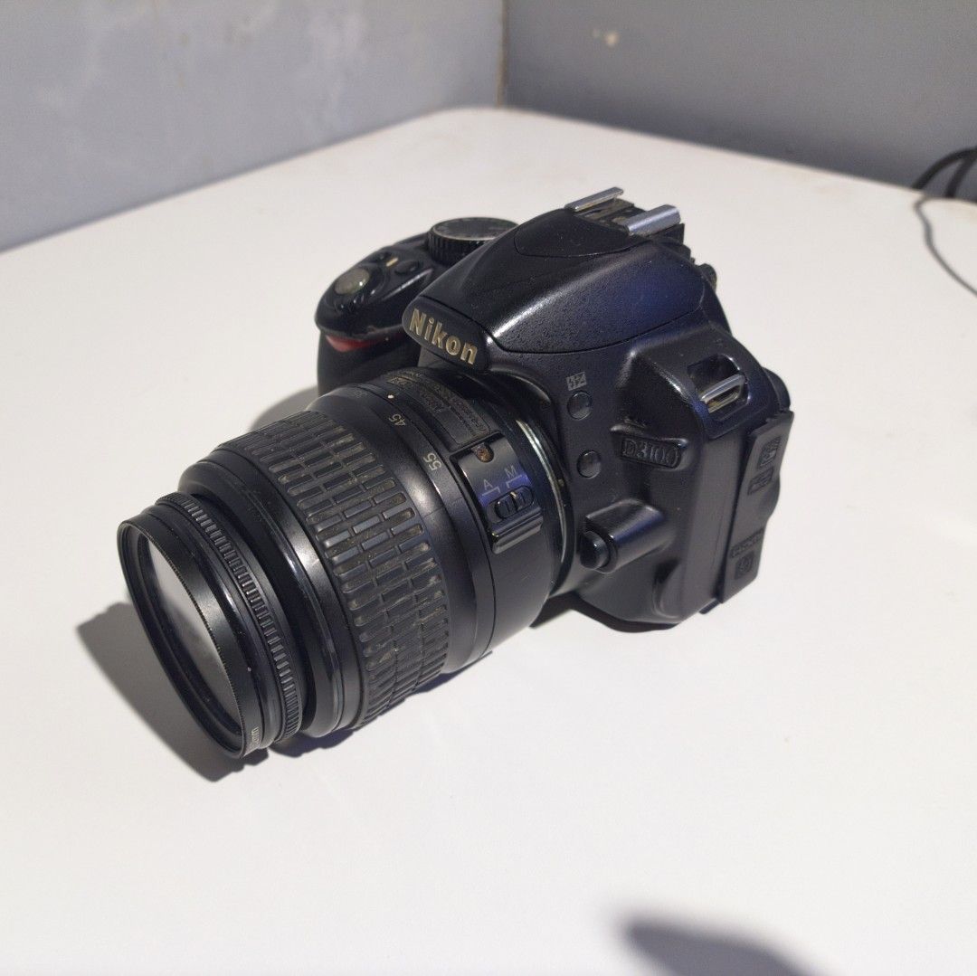 Nikon D3100 DSLR Camera (Defective) (Category: Cameras) located in Cebu City. Submitted by liamje27 (Listing ID 1452504597, Image 1). Description: MEETUP CEBU | SHIPPING - Shutter Error - No mirror and hinge snapped - Screen Vignette.