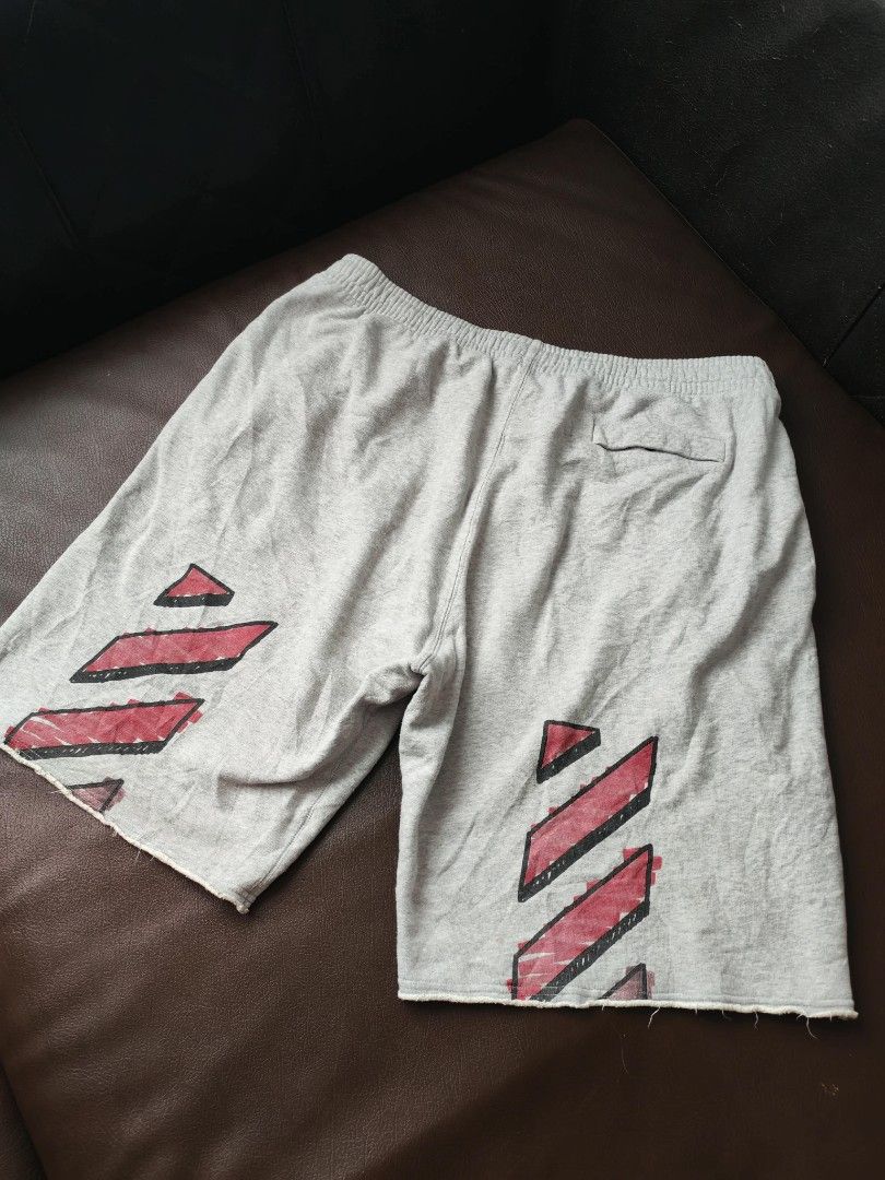 Off White Sweat Short Authentic (Category: Shorts) located in Iligan City. Submitted by wantwears14 (Listing ID 1452444955, Image 2). Description: Long sweat short Comfy Fit Fav short Searchable code and Scannable QR.