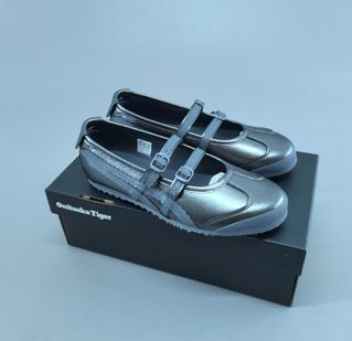 （分類：）位於 。 由 bellezza. 提交（商品編號 1452331563，圖片 1）。簡介： 。