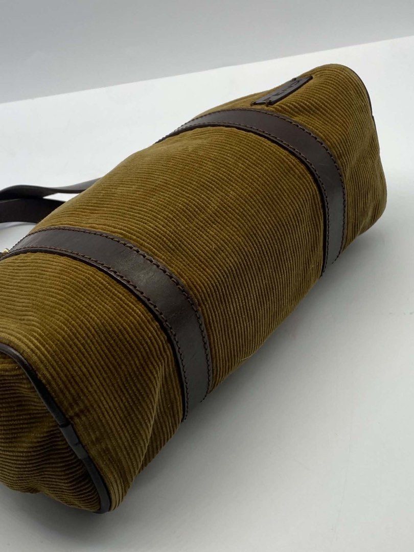 orig fendi boston 20 (Category: Luxury Bags & Wallets) located in Quezon City. Submitted by jhen141414 (Listing ID 1452497382, Image 3). Description: original kuldoroy size 20 fendi money back guaranteed supeeb.