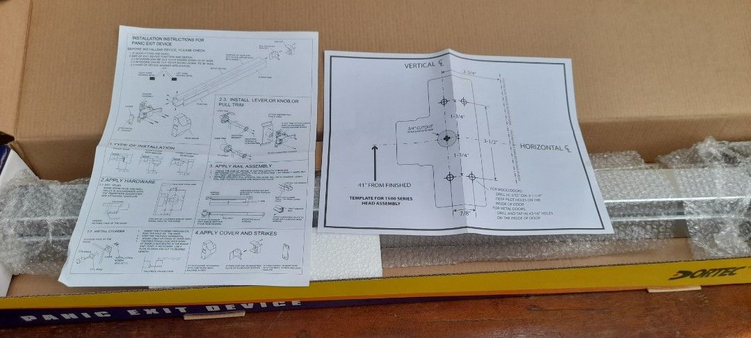 Panic exit device (Category: Construction Tools & Equipment) located in Valenzuela. Submitted by newbear.425b6e (Listing ID 1452362280, Image 3). Description: panic exit device brandnew po 800 lng po..