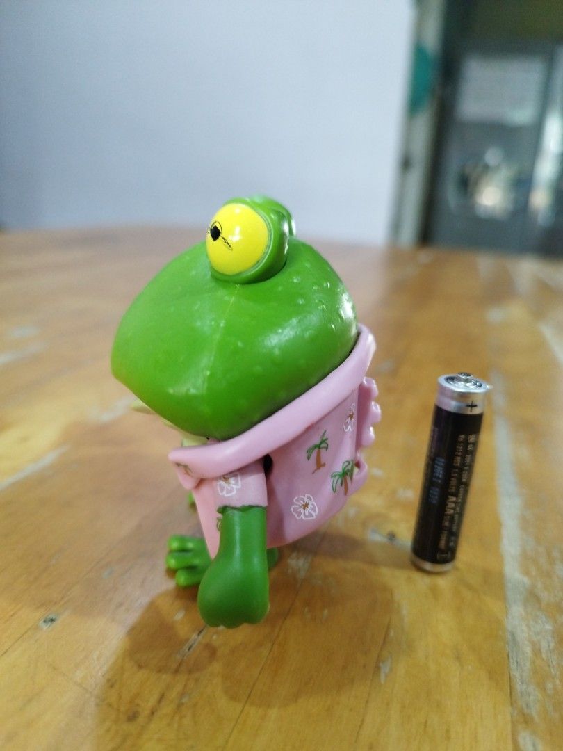 Playmates Teenage Mutant Ninja Turtles Mutant Mayhem Genghis Frog The Croakin' Bloke figure (Category: Toys & Games) located in Shah Alam. Submitted by hans_vault87 (Listing ID 1452414555, Image 2). Description: Playmates Teenage Mutant Ninja Turtles Mutant Mayhem Genghis Frog The Croakin' Bloke figure Price: RM 43 Condition: 8/10 (Sell as is) Remarks: - Great collection for TMNT fan - Item without retail packaging/box - What you see is what you 