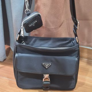 (Kategori: ) berada di . Dikirim oleh mrandmisstuff (ID iklan 1452400299, Gambar 1). Deskripsi: .