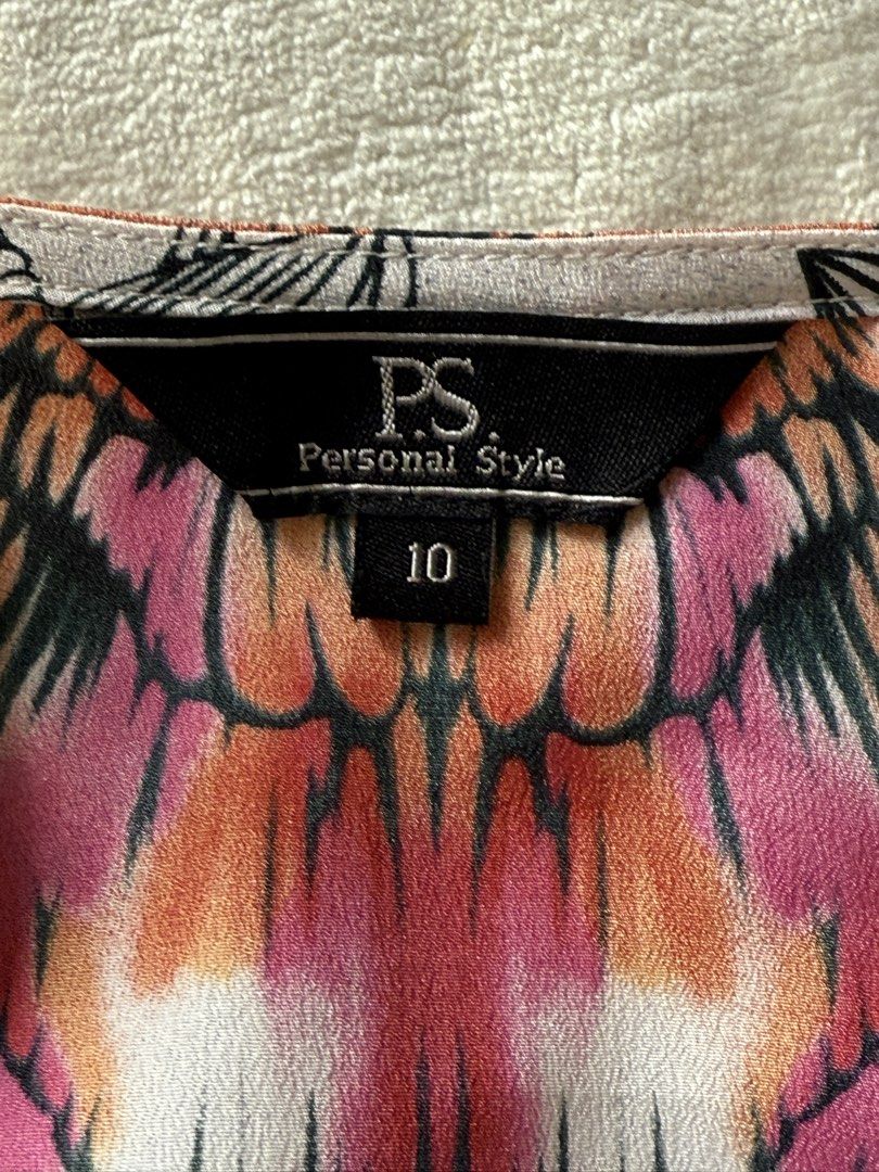 PS Outer (Kategori: Baju Luaran) berada di Jakarta Timur. Dikirim oleh tiescar (ID iklan 1452356113, Gambar 2). Deskripsi: Kondisi bagus banget, seperti baru. Jarang pakai. Size 10.