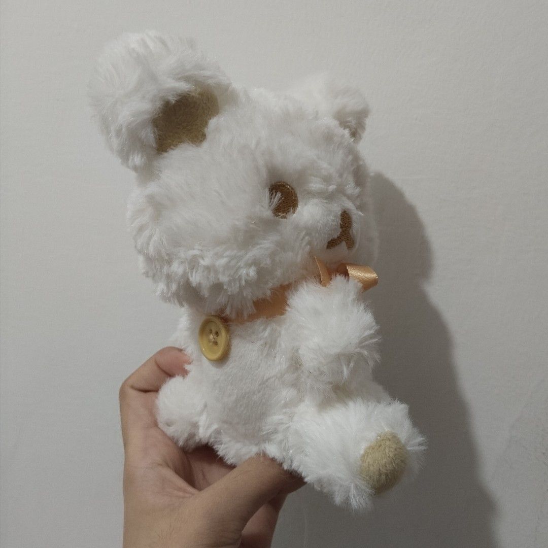 rilakkuma white gold plush (Category: Plushies & Soft Toys) located in General Trias. Submitted by chcopdding (Listing ID 1452450014, Image 2). Description: authentic! with tag:)) size: 15 cm loc: gen trias, cavite mop: gcash/maribank mod: lalamove/jnt.