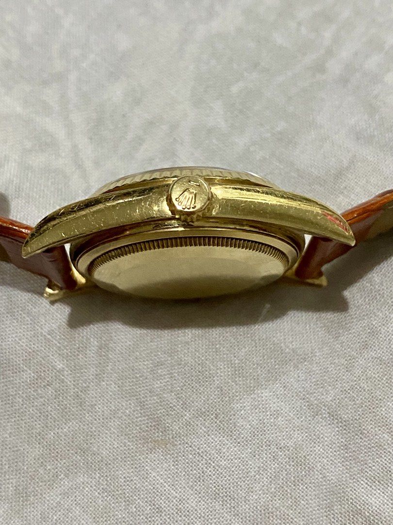 Rolex datejust 36 (Category: Luxury Watches) located in Manila. Submitted by drewsandel (Listing ID 1452505589, Image 3). Description: For sale / for trade Rolex datejust Classic dress watch 36mm 18k solid yellow gold Sapphire glass Quick set date 16018 1985 good for birth year Tapestry dial Original gold buckle New service 2026 Rare collection Price 750k.