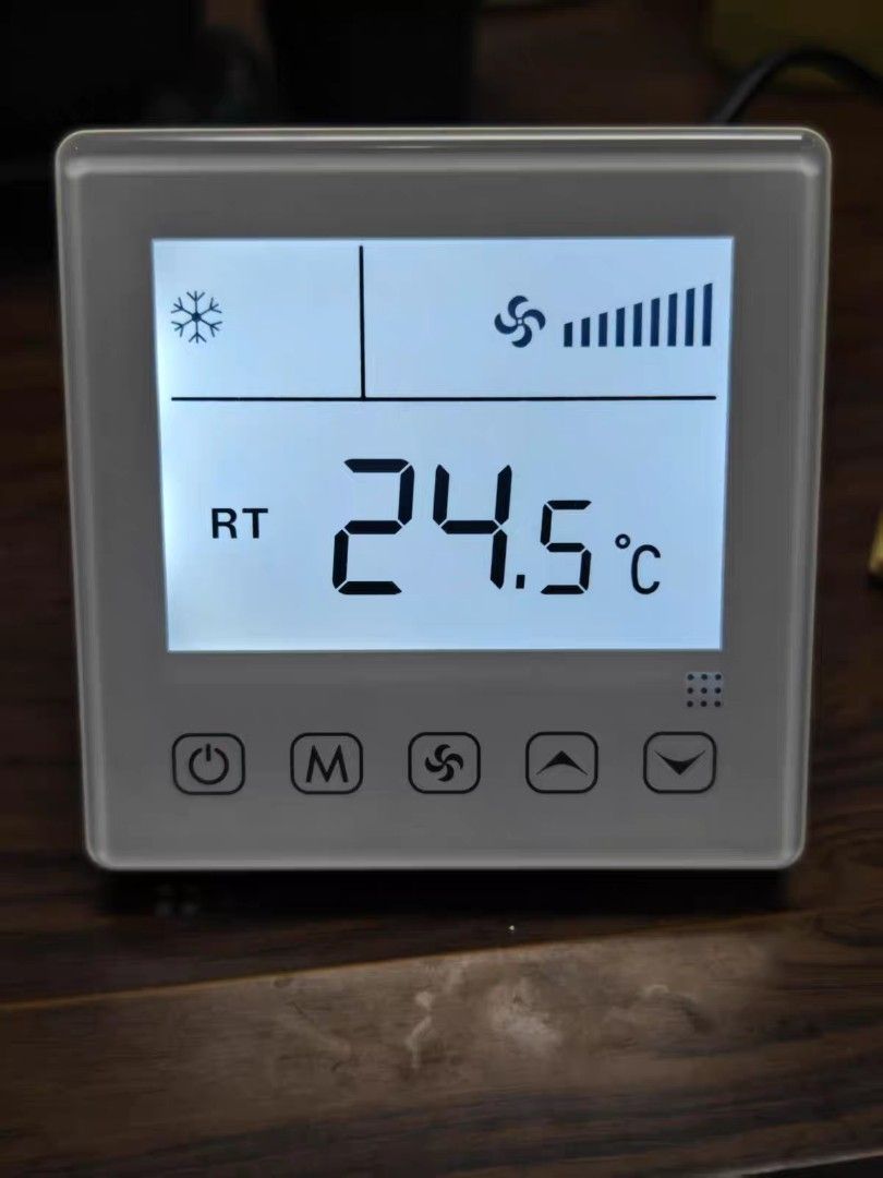 Room temperature controller (Category: Office & Business Technology) located in Singapore. Submitted by justinbeh27 (Listing ID 1452327780, Image 1). Description: room temperature controller, brand new with box 220v supply 3 speed fan control valve on/off control.