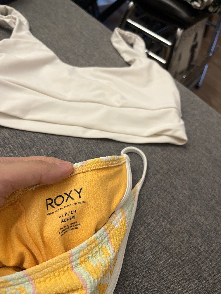 Roxy Sylk Bikini set (Category: Bikinis & Swimsuits) located in Makati City. Submitted by gbyethinx (Listing ID 1452408231, Image 2). Description: Roxy bottoms size small Sylk top size xs no pad slots Both will stay while surfing 🤌.