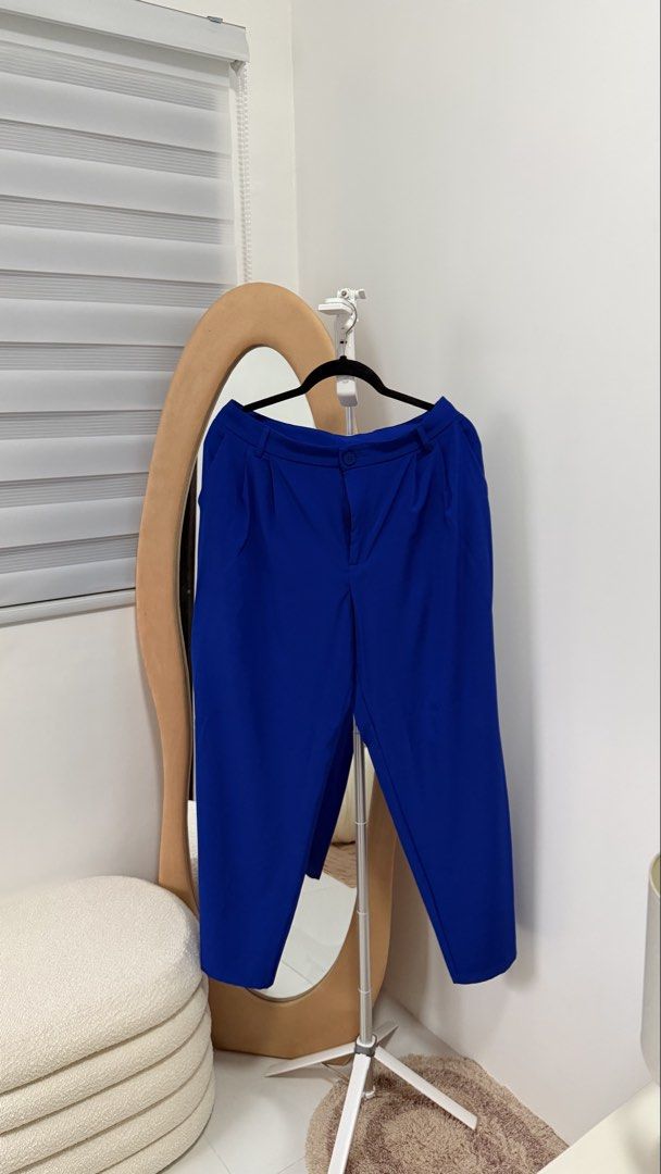 Royal Blue Wide Leg Trousers (Category: Other Bottoms) located in Taguig. Submitted by secondbyyen (Listing ID 1452410390, Image 1). Description: Brand: Shein Condition: Used once Size: 30 waistline Issue: None Shipping: Same day shipping only within Metro Manila Location: Don Bosco Parañaque Note: Please refer to the size on tag. I do not have the exact measurements. Thank you!.