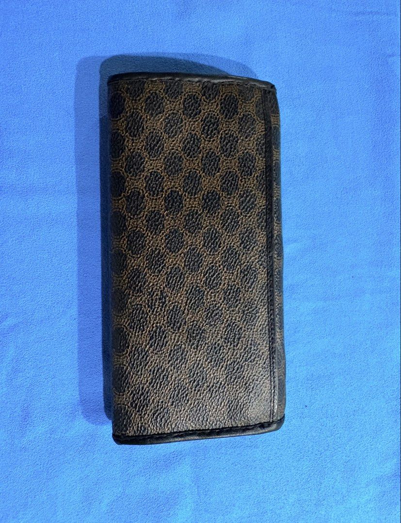 MEGA SALE AUTHENTIC Celine Long Wallet (Category: Luxury Bags & Wallets) located in Manila. Submitted by truedeclutter (Listing ID 1452392319, Image 3). Description: .