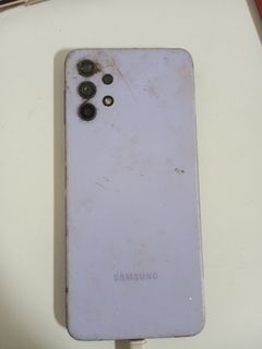 由 second_hand_smartphone (刊登 ID 1452418829，圖片 1) 提交，位於 的 (類別：)，說明：。