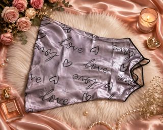 (Category: ) located in . Submitted by revivecloset99 (Listing ID 1452489833, Image 1). Description: .