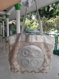 (Kategori: ) berada di . Dikirim oleh wiguna.791 (ID iklan 1452390602, Gambar 1). Deskripsi: .
