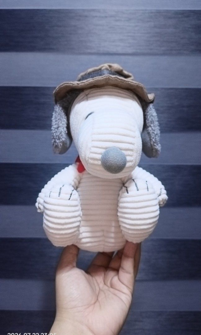 Snoopy Rare Corduroy Peanuts Plushie (Category: Plushies & Soft Toys) located in Bacoor. Submitted by raket_projects (Listing ID 1452442603, Image 1). Description: P650 only Snoopy Rare Corduroy Peanuts Plushie 🩷 As is What u see is what u get 🩷 Clean and fresh 🫧 🩷 With clear etiketa✨ 🩷 With papertag 🏷️.