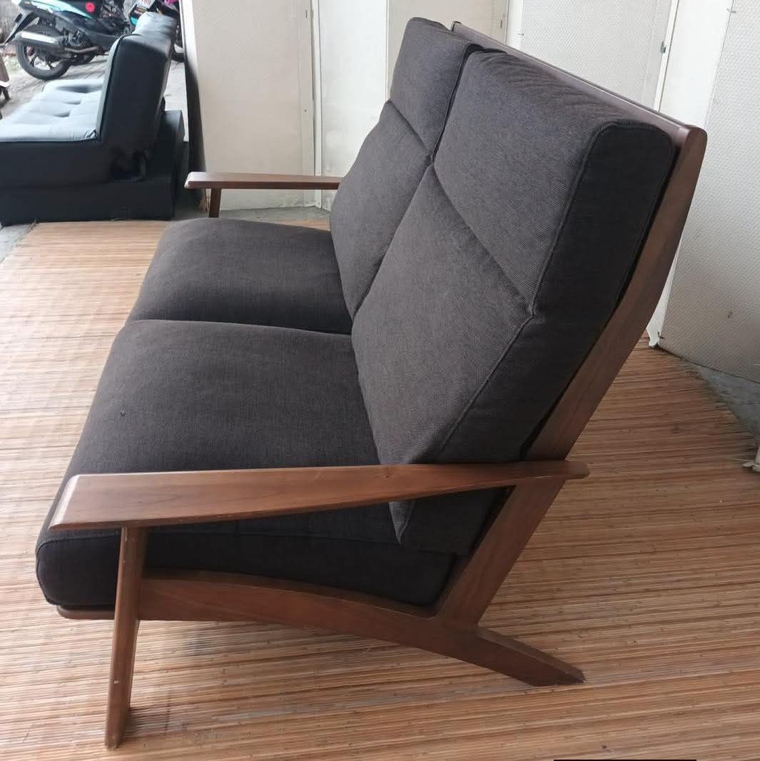 Sofa (Category: Sofas) located in Meycauayan. Submitted by marygracecasimiro (Listing ID 1452474963, Image 3). Description: Modern HighBack LoveSeat Solid Wood Frame / Washable Fabric Price: 17,500 L68.5 x W32 x H16/37 In good condition♥️ #QuezonCity #Pampanga #Bulacan #Pangasinan #Isabela #Cavite #Baguio #highlights #JAPANSURPLUS #everyone #japansurplus #followers #japansurplusph #japansurplusmalolos #followfollow #fbreels #followersreels.