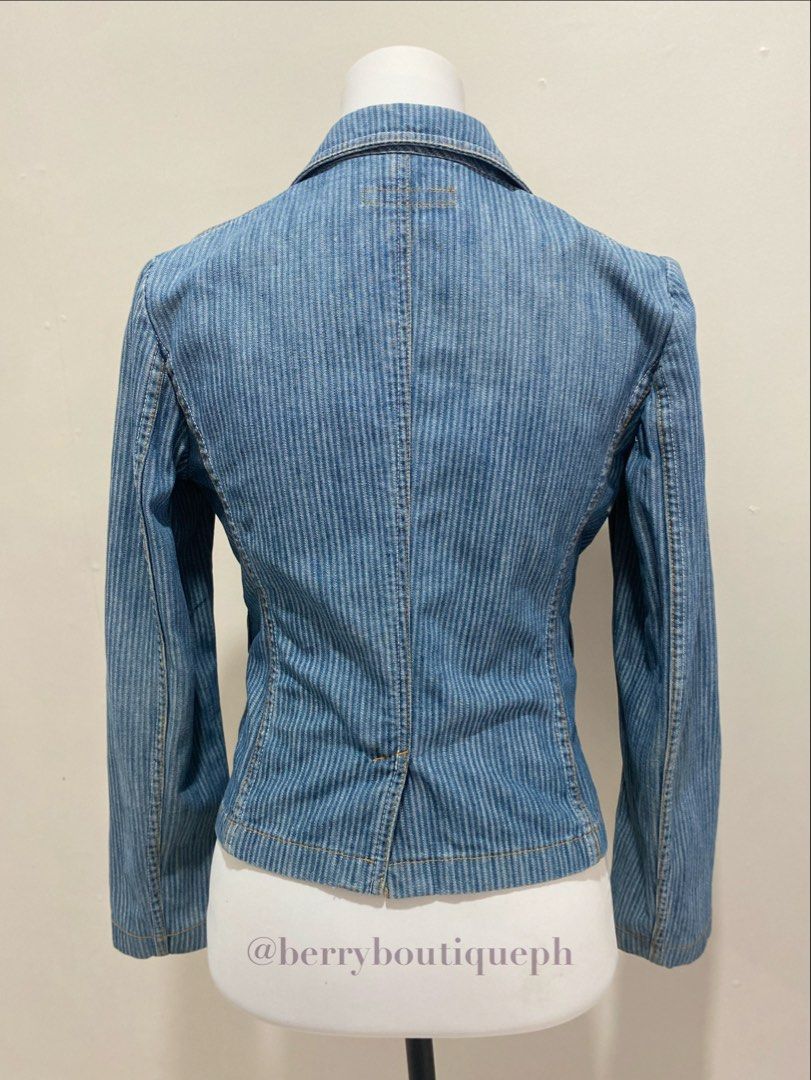 Striped Denim Blazer Jacket (Category: Coats, Jackets and Outerwear) located in Manila. Submitted by toastybread (Listing ID 1452389998, Image 3). Description: 🍓 See by Chloé – Denim Jacket Blue striped denim blazer jacket. Two-button closure, front pockets. Great for layering. Versatile style. • shoulder: 15” (38 cm) • pit-to-pit: 18” (46 cm) • sleeve: 22.5” (57 cm) • back length: 20” (51 cm) 🏷️ size on tag: USA 6 ✨ best fits: small to medium.