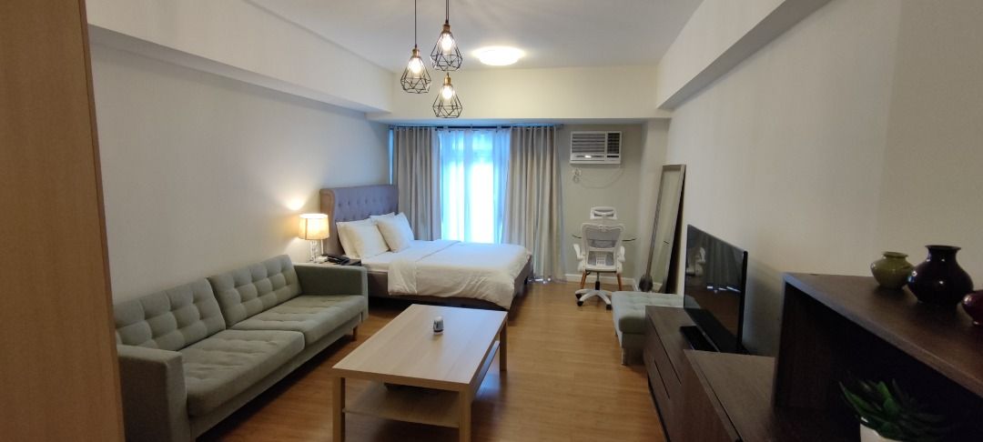 STUDIO UNIT FOR LEASE IN VERVE TOWER 1, BGC (Category: Apartments & Condos) located in Taguig. Submitted by aracasarealty (Listing ID 1452335536, Image 2). Description: ❗️ STUDIO UNIT IN VERVE TOWER 1, BGC ❗️ For Lease Price: Php 35,000/month Unit Details: Unit Size: 36 sqm ✅ Studio Unit ✅ 1 Toilet & Bath ✅ Fully Furnished ✅ 36th Floor Note: No Parking and Not Pet Friendly Listing Ref No. 192 Reach out to us for other property details and to sche