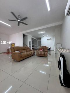 (Category: ) located in . Submitted by mudah1087174 (Listing ID 1449723370, Image 1). Description: .