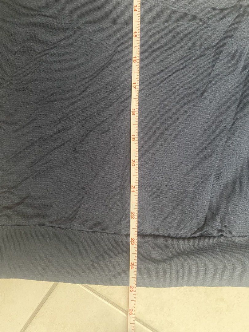 Sweater Umbro Original (Category: Coats, Jackets and Outerwear) located in Bachok. Submitted by mohdsukairi (Listing ID 1452498585, Image 3). Description: Condition A++ Saiz untuk M Detail pada gambar Rm40 sahaja Tq.