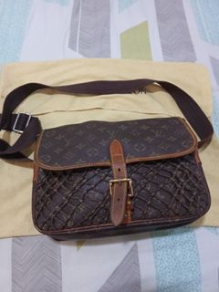 (Kategori: ) berada di . Dikirim oleh Namikal_Store (ID iklan 1452400182, Gambar 1). Deskripsi: .