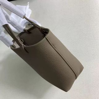 （分類：）位於 。 由 little.fireflies 提交（商品編號 1452457202，圖片 1）。簡介： 。