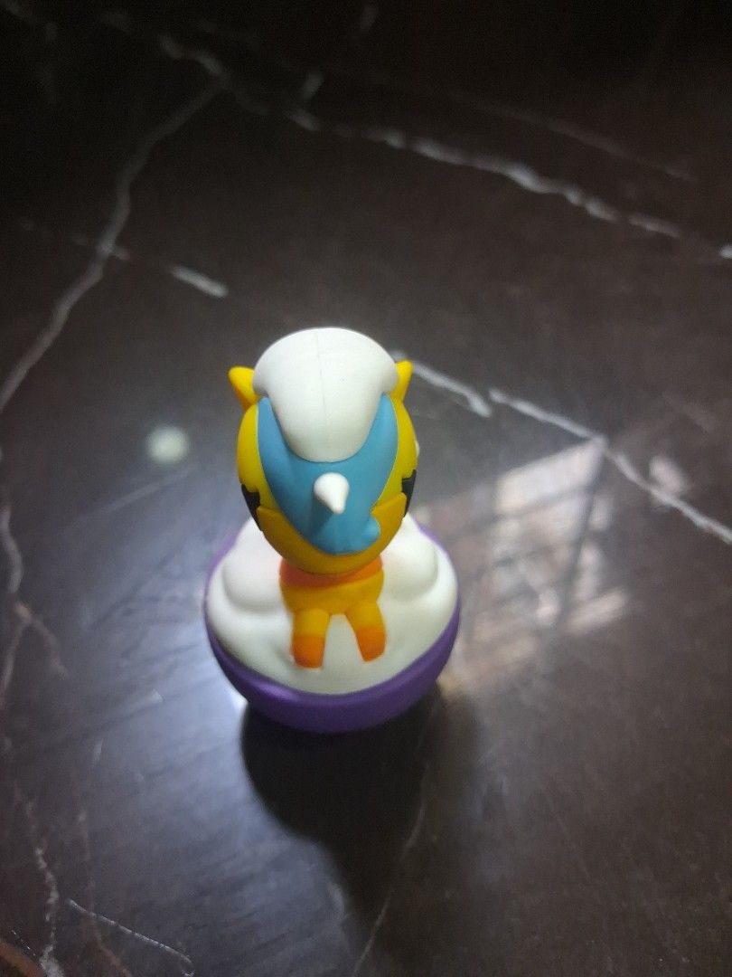 Tokidoki Simone Legno Figure C-WW2516 (Category: Designer & Blind Box Toys) located in Manila. Submitted by beardedbot (Listing ID 1452329600, Image 1). Description: - Cute Tokidoki figure designed by Simone Legno. - Model: C-WW2516 - Features a purple base. - Character is yellow and white with blue and orange accents. - Ideal for collectors or as a fun desk accessory. - Small and collectible item..