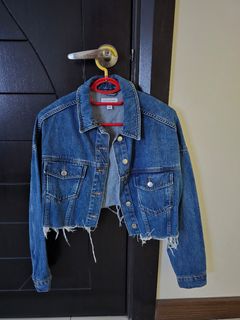 (Category: ) located in . Submitted by wearitlikeyouownit (Listing ID 1452326604, Image 1). Description: .