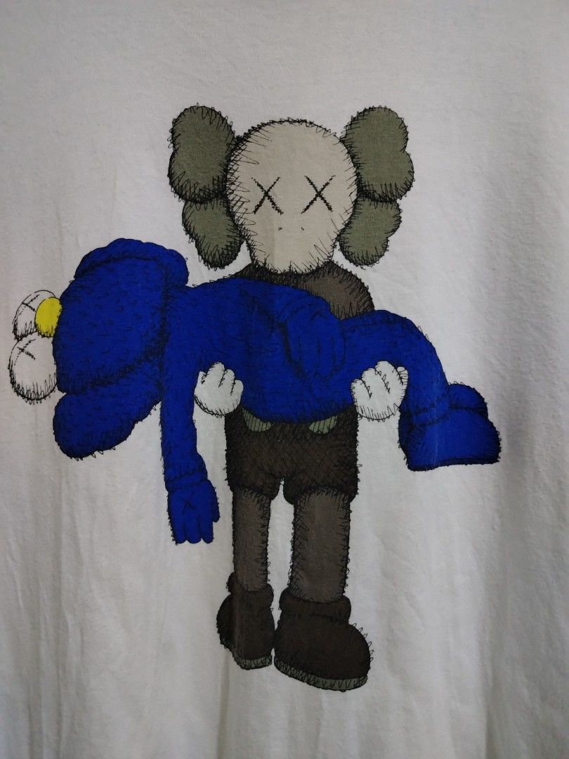 Uniqlo x kaws (Category: Tshirts & Polo Shirts ) located in Victoria. Submitted by 2017thrifter (Listing ID 1452481197, Image 3). Description: Details on photo Mindoro loc Can ship nationwide.