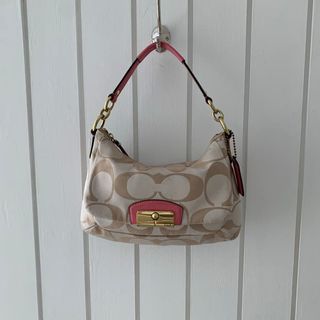 （分類：）位於 。 由 winwardrobe 提交（商品編號 1452461916，圖片 1）。簡介： 。