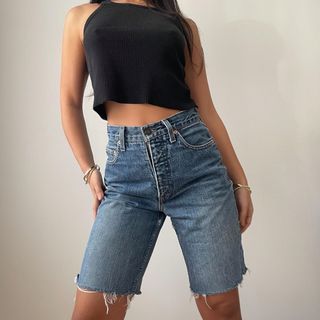 (Category: ) located in . Submitted by kiki.style (Listing ID 1452398602, Image 1). Description: .