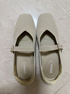 （分類：）位於 。 由 mdyydm 提交（商品編號 1452323733，圖片 1）。簡介： 。