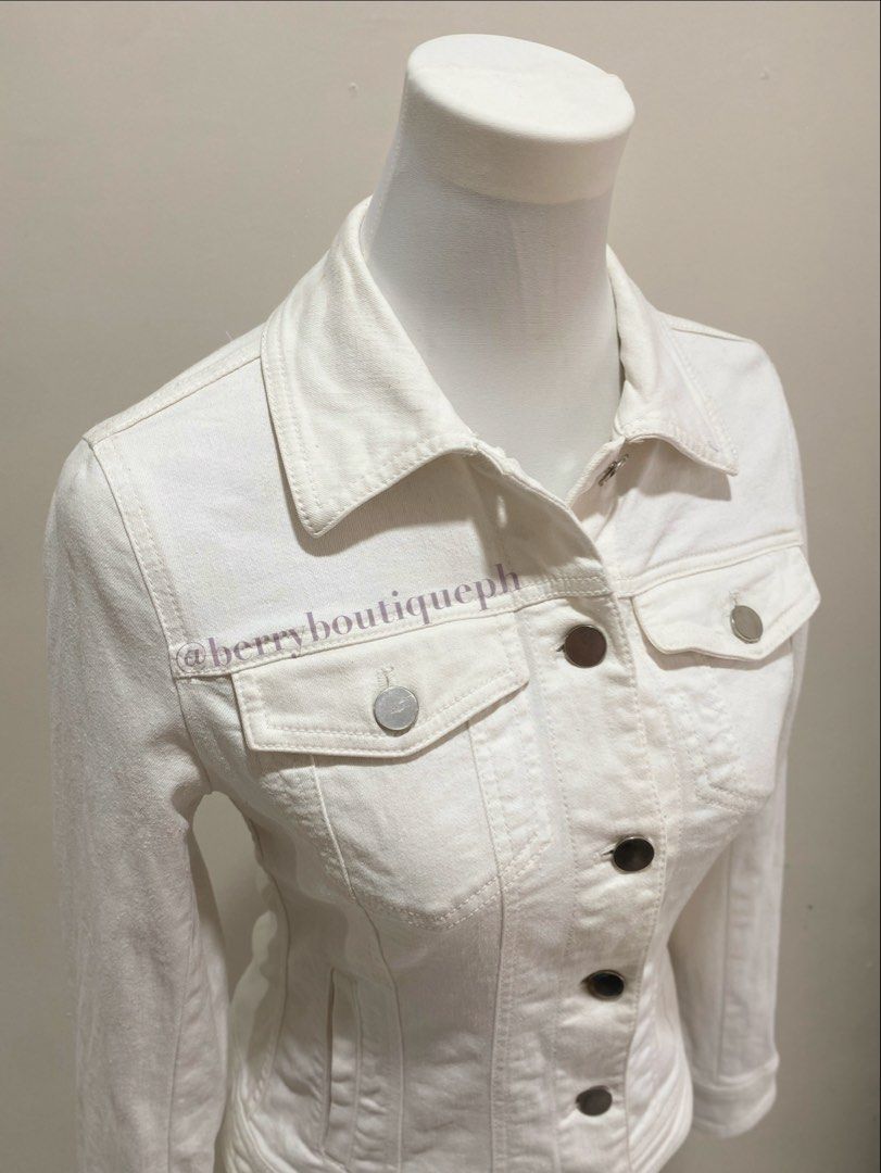 White Denim Jacket (Category: Coats, Jackets and Outerwear) located in Manila. Submitted by toastybread (Listing ID 1452389990, Image 2). Description: 🍓 Transwork – White Denim Jacket Classic white denim jacket. Button-up front, two chest pockets. Fitted silhouette. Perfect for layering. • shoulder: 15” (38 cm) • pit-to-pit: 17” (44 cm) • sleeve: 23” (59 cm) • back length: 21.5” (55 cm) 🏷️ Size on tag: 40 JPN ✨ best fits: small.
