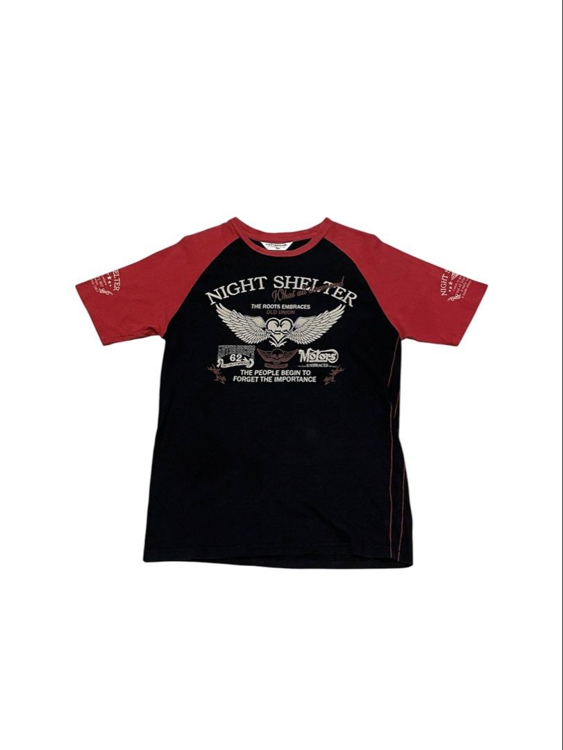 Y2K JAPANESE PUNK STYLE RAGLAN TEE (Category: Other Tops) located in Ipoh. Submitted by trevorthriftstore (Listing ID 1452494459, Image 2). Description: CONDITION–9/10 SIZE–M 20X27.5.