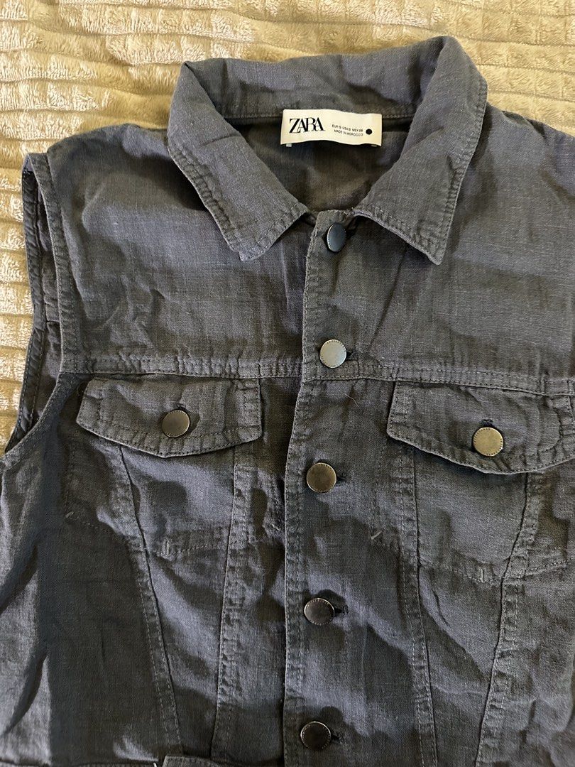 Zara gray linen button down top (Category: Blouses) located in Quezon City. Submitted by talamnl (Listing ID 1452492090, Image 2). Description: Gray in actual not denim Used once only.