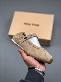（分類：）位於 。 由 aurastudio 提交（商品編號 1452628351，圖片 1）。簡介： 。